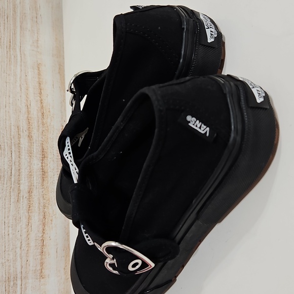 New Vans Black Mary Jane Chunky Lug Rubber Sole Heart Buckle Shoes 7 - Picture 8 of 9